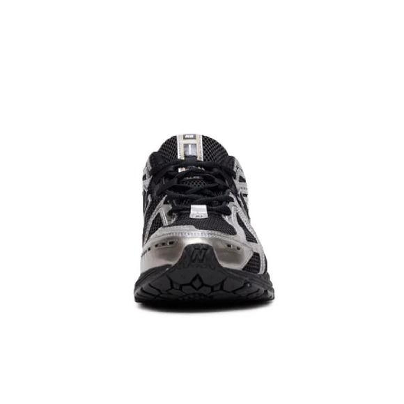 Men\'s Size 9.5 -New Balance 1906R Classics Black Grey Running Shoes U1906RCF NEW main image 2